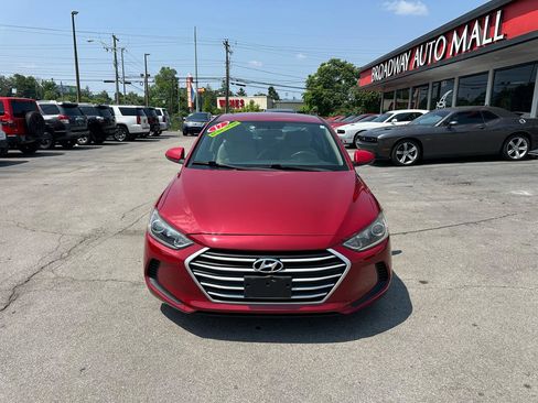 Used 2017 Hyundai Elantra SE w/ Cargo Package image 8