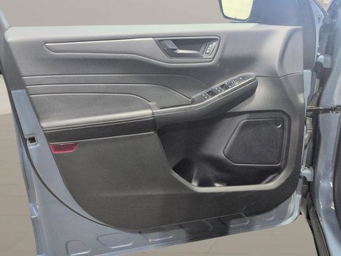 Used 2023 Ford Escape Active FWD image 7