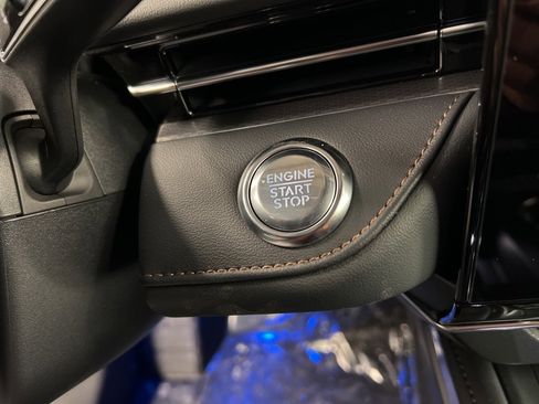 New 2026 Lincoln Nautilus Premier image 19