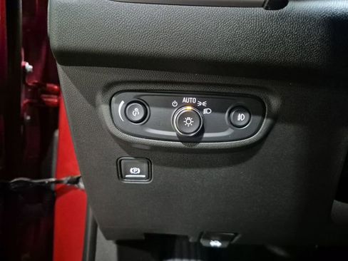 Certified 2024 GMC Terrain AT4 AWD/4WD image 17