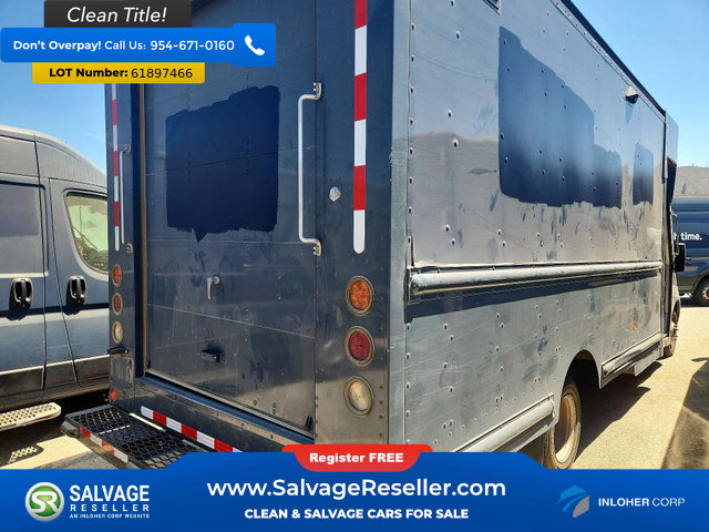 Used 2021 Ford Transit 350 DRW RWD image 4