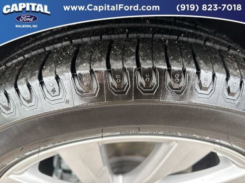 Certified 2022 Ford Escape Titanium w/ Titanium Elite Package image 13