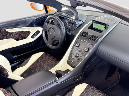 Used 2018 Aston Martin Vanquish Zagato RWD image 28