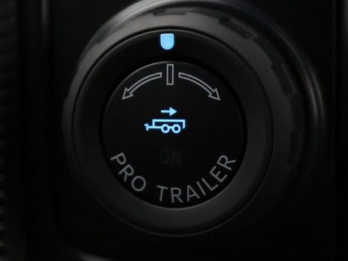 Used 2025 Ford F150 Raptor AWD/4WD image 24