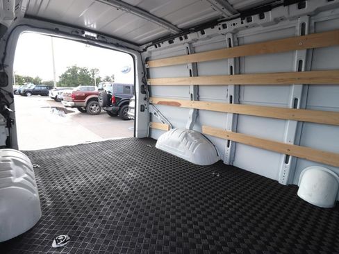 Used 2025 GMC Savana 2500 w/ Driver Convenience Package RWD image 16