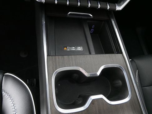 Used 2024 GMC Acadia Denali w/ LPO, Floor Liner Package image 31