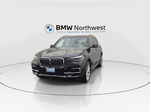 Used 2022 BMW X5 xDrive40i w/ Premium Package AWD/4WD image 8