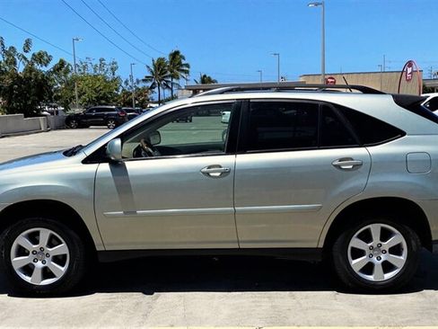 Used 2004 Lexus RX 330 FWD image 3