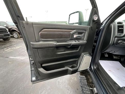 New 2026 RAM 3500 Laramie AWD/4WD image 12