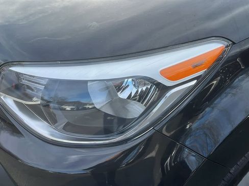 Used 2016 Kia Soul w/ Convenience Package image 7