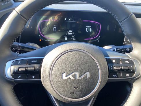 New 2025 Kia Sportage X-Line w/ Premium Package image 13