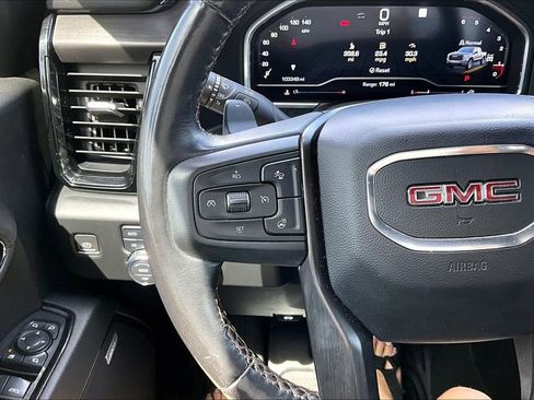 Used 2023 GMC Sierra 1500 AT4 w/ AT4 Premium Package AWD/4WD image 12