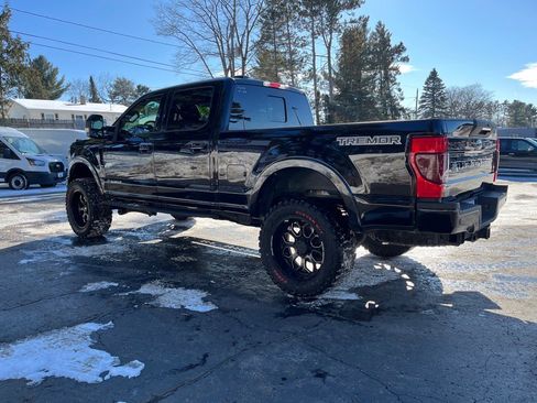Used 2021 Ford F250 Lariat w/ Tremor Off-Road Package image 4
