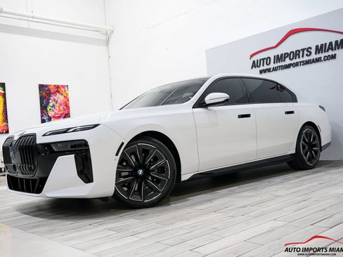 Used 2023 BMW 740i RWD image 4