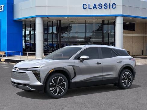 New 2026 Chevrolet Blazer EV LT AWD/4WD image 2