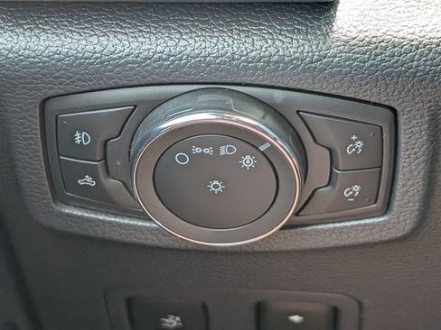Used 2022 Ford F250 Lariat w/ Lariat Ultimate Package AWD/4WD image 28