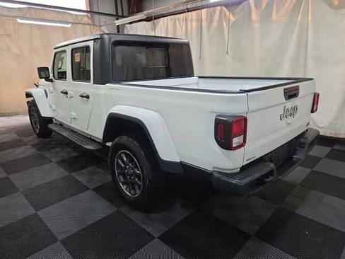 Used 2023 Jeep Gladiator Overland AWD/4WD image 4