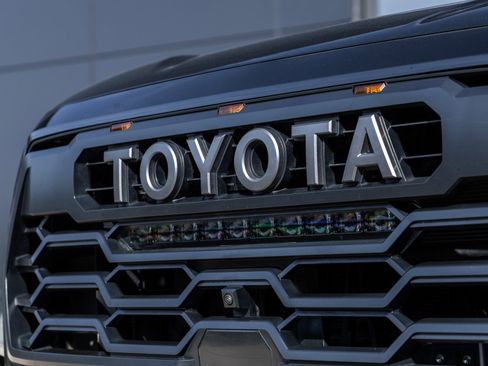 Used 2025 Toyota Sequoia TRD Pro image 17