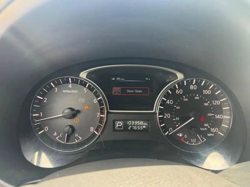 Used 2013 Nissan Altima 2.5 SL w/ Technology Pkg FWD image 19