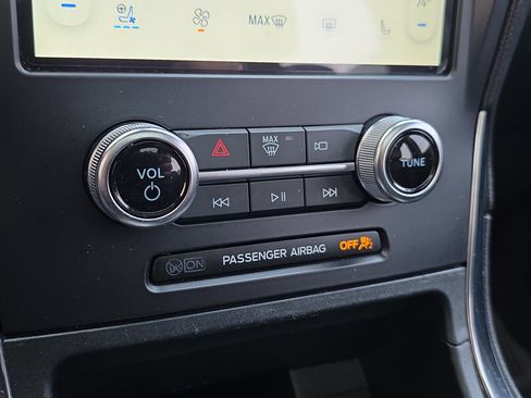 Used 2021 Ford Edge ST w/ Equipment Group 401A image 25