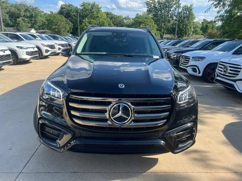 New 2026 Mercedes-Benz GLS 580 4MATIC image 2