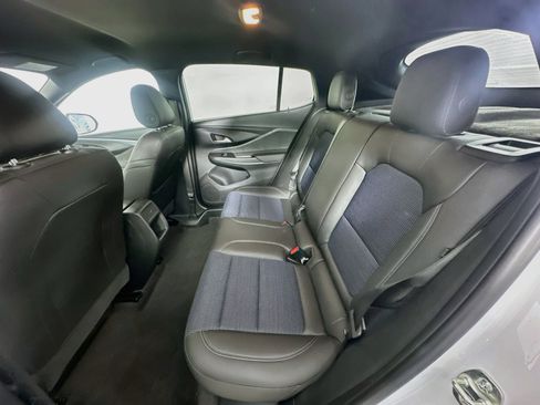 Used 2026 Buick Envista Preferred FWD image 27