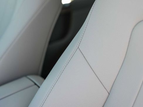 New 2026 Mercedes-Benz GLB 250 4MATIC image 23
