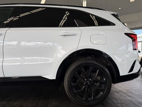Used 2022 Kia Sorento SX FWD image 15