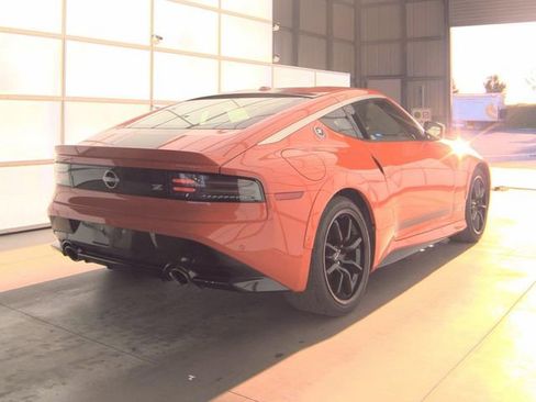 Used 2024 Nissan Z Performance w/ Heritage Edition image 5