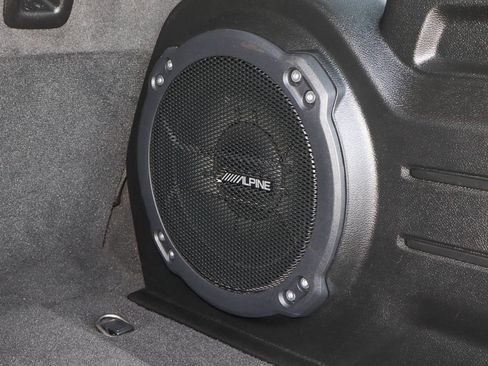 Used 2022 Jeep Wrangler Unlimited Sahara AWD/4WD image 25
