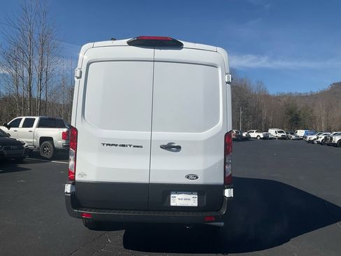 New 2026 Ford Transit 250 148 Medium Roof RWD image 6