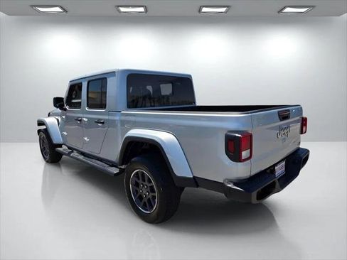 Certified 2023 Jeep Gladiator Overland image 3
