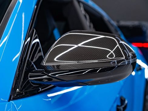 Used 2024 Lamborghini Urus Performante AWD/4WD image 7