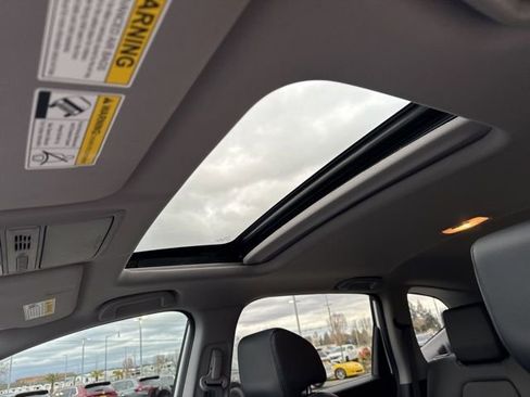 Used 2020 Honda CR-V Touring image 15