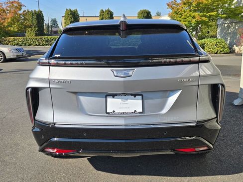 New 2026 Cadillac Lyriq Luxury image 6