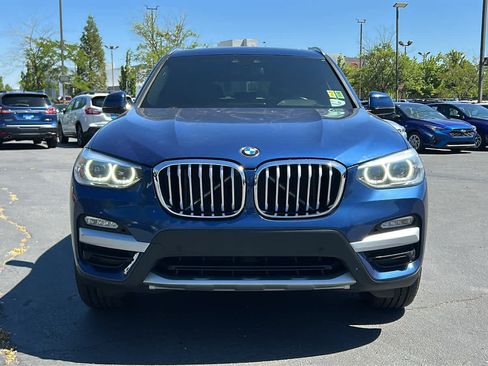 Used 2018 BMW X3 xDrive30i AWD/4WD image 2