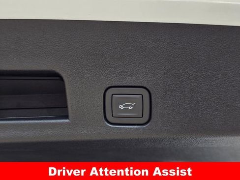 New 2026 Buick Enclave Avenir w/ Super Cruise Package FWD image 13