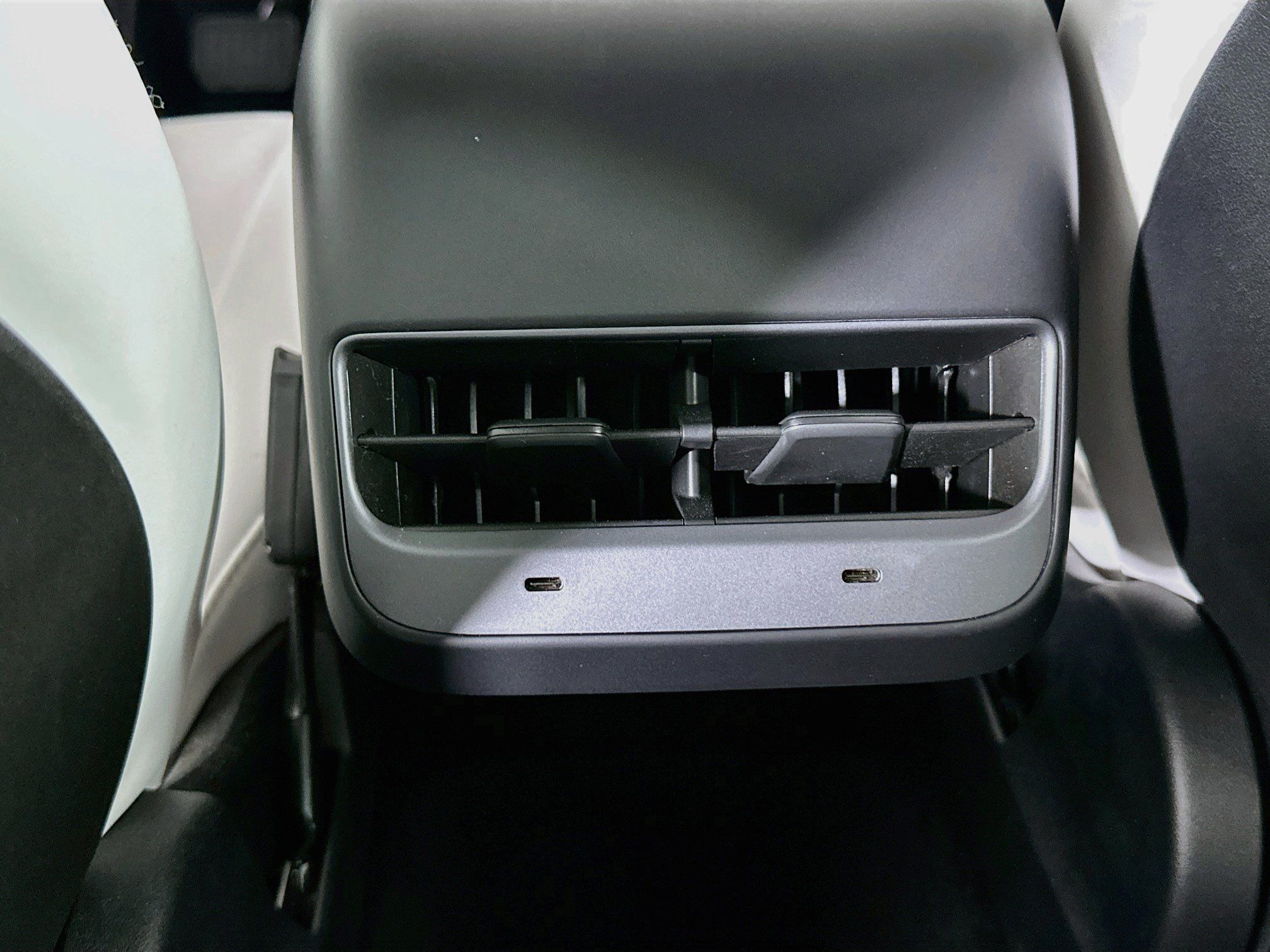 Used 2025 Tesla Model Y Long Range RWD image 26