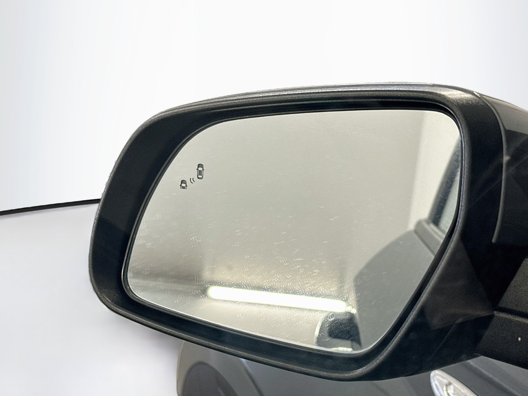 Used 2025 Hyundai Venue SEL FWD image 16
