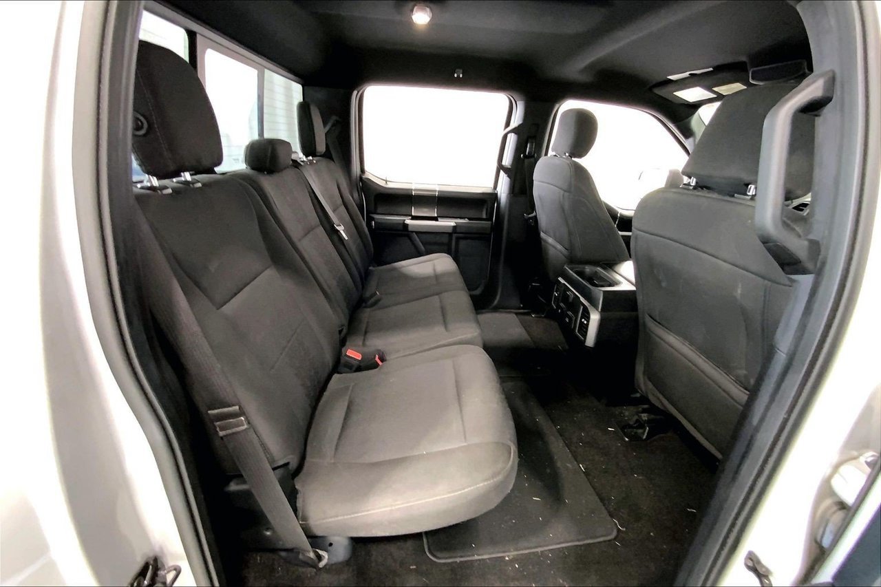 Used 2018 Ford F150 XLT w/ Equipment Group 302A Luxury AWD/4WD image 25