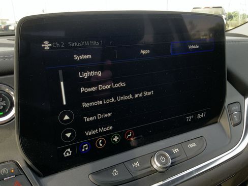 Used 2024 Chevrolet Blazer LT FWD image 39