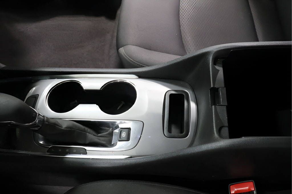 Used 2023 Chevrolet Malibu LT FWD image 18