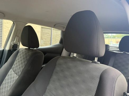 Used 2017 Nissan Rogue Sport SV w/ SV Premium Package FWD image 23