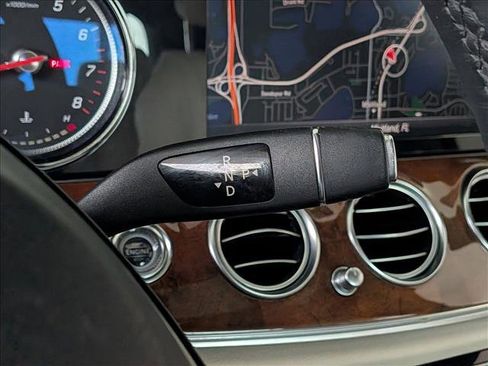 Used 2018 Mercedes-Benz E 300 image 12