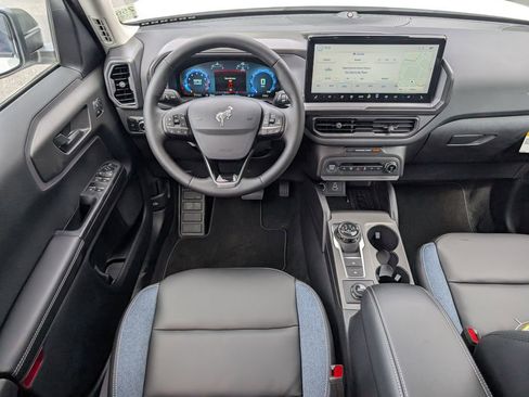 New 2025 Ford Bronco Sport Outer Banks w/ Outer Banks Tech Package+ AWD/4WD image 8