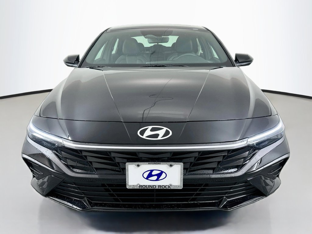 New 2026 Hyundai Elantra SEL Sport FWD image 2