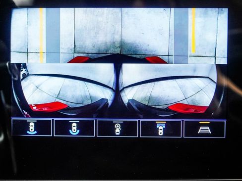 Used 2022 Chevrolet Corvette Stingray Preferred Conv w/ 2LT image 34