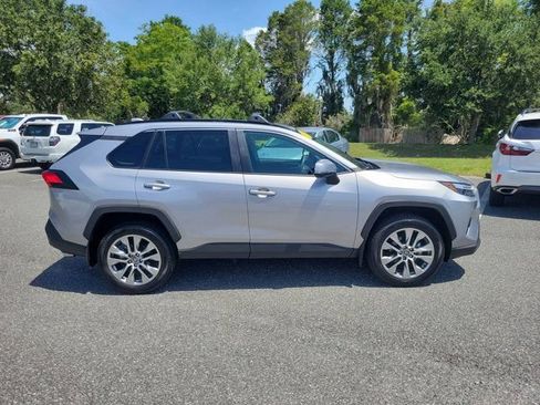 Used 2024 Toyota RAV4 XLE Premium FWD image 9