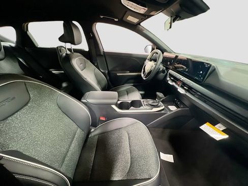 New 2025 Kia K4 GT-Line image 27