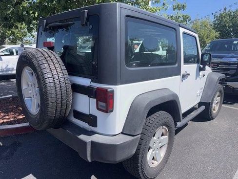 Used 2015 Jeep Wrangler Sport w/ Connectivity Group AWD/4WD image 2